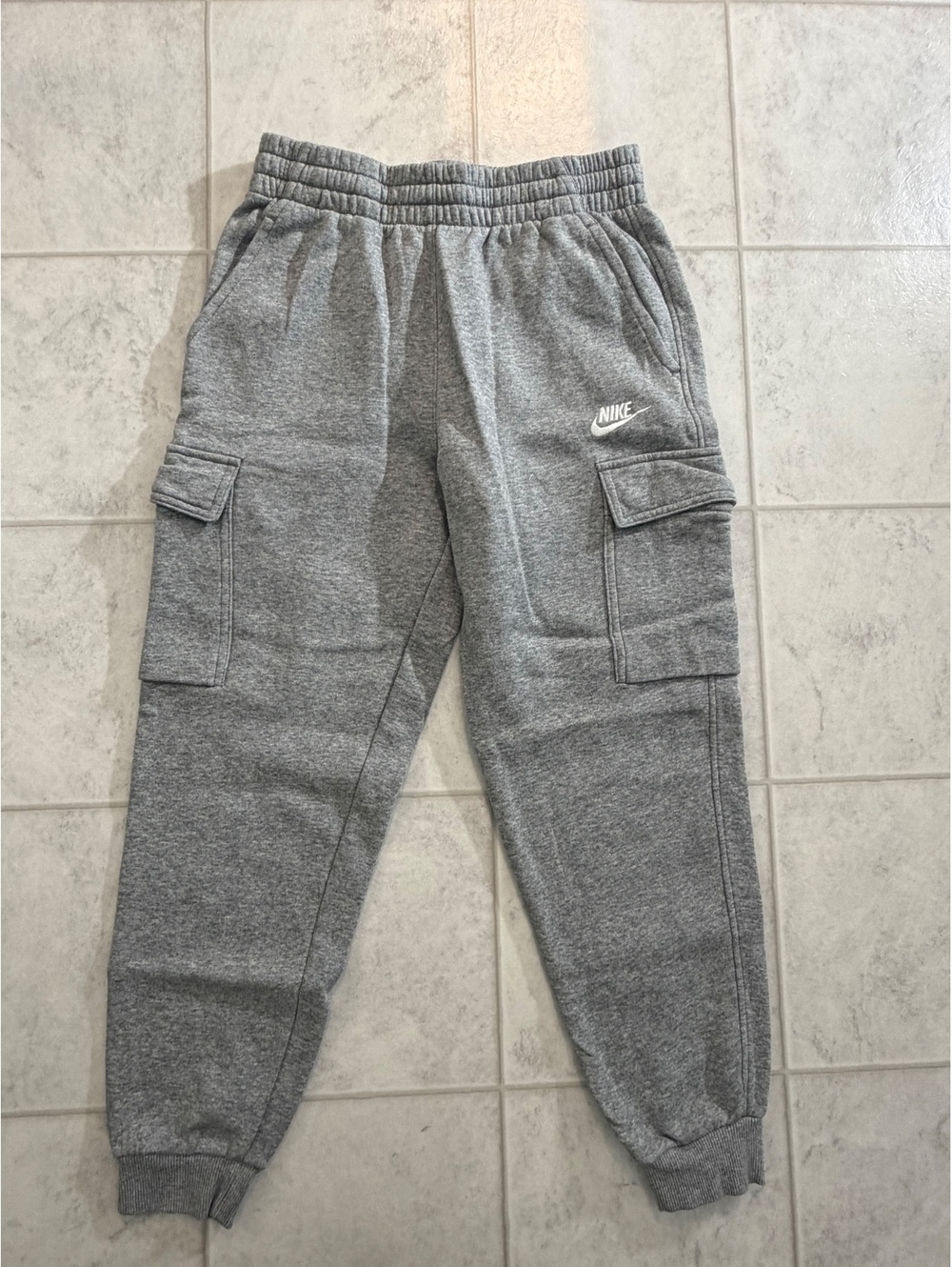 Nike gray fleece cargo jogger sweatpants size L